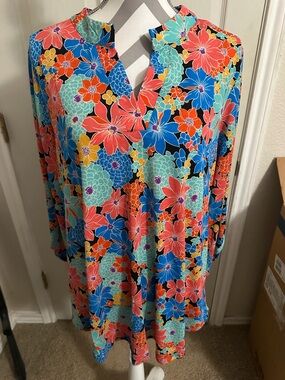 Dear Scarlett Vibrant Floral Tunic Blouse in Coral & Aqua